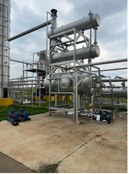 Processing towers at the Kirkuk refinery, Iraq