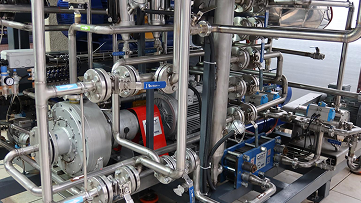CDT upgrading unit piping